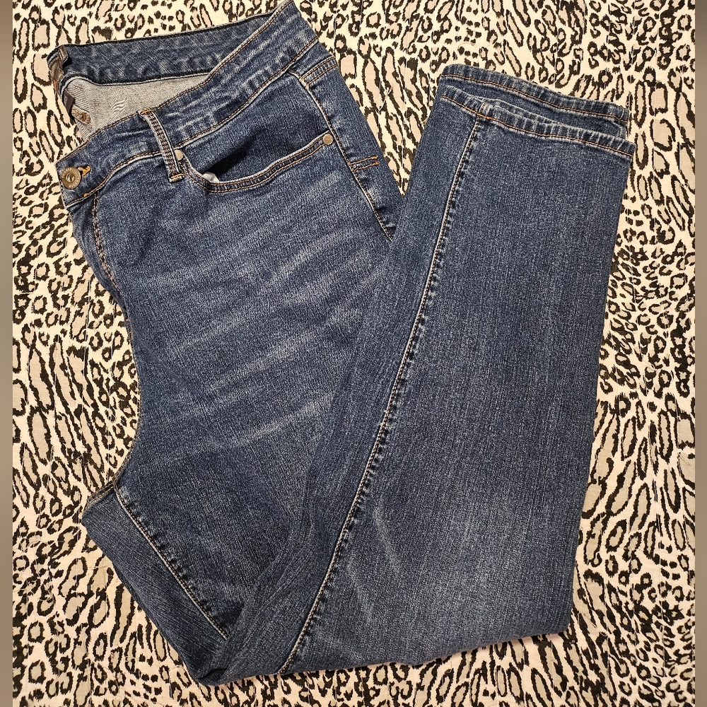 Torrid Women's Straight Leg Blue Jeans